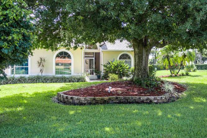 3608 Creekside Drive - Photo 1