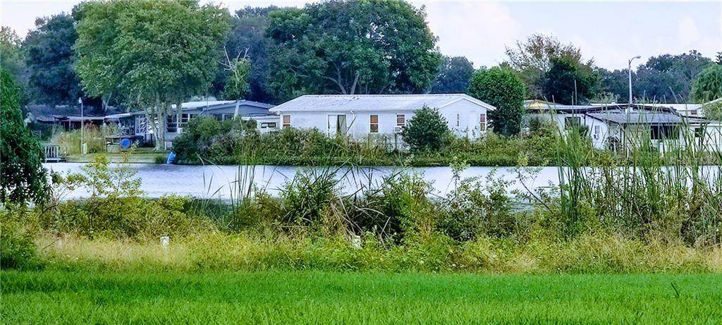 1206 Country Club Lane - Photo 1