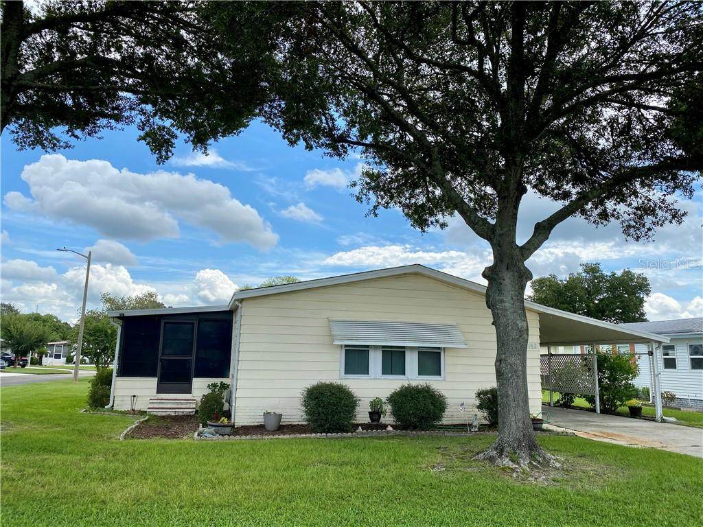5062 Fox Cliff Drive - Photo 1