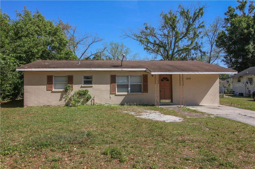 1019 7TH Street - Photo 1