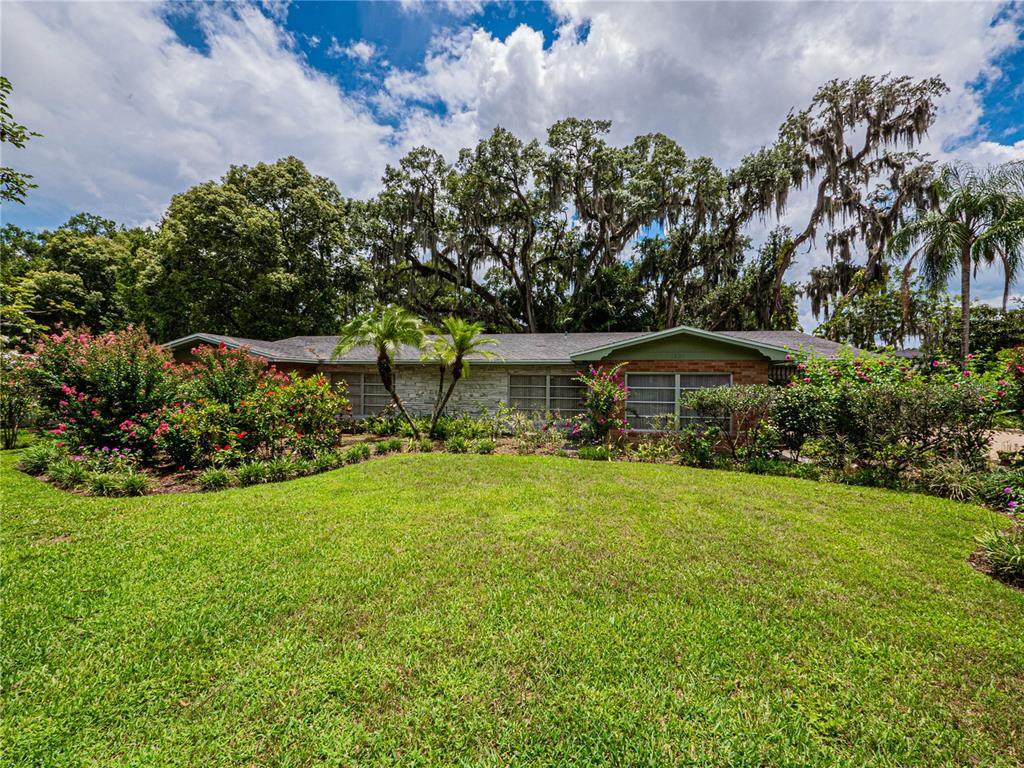 1421 Easton Drive - Photo 1