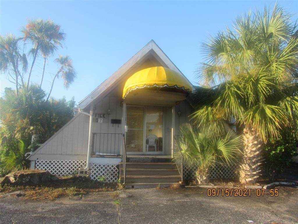 1107 Cypress Gardens Boulevard - Photo 1