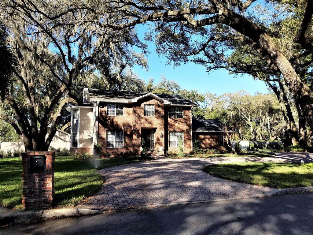 1524 Easton Drive - Photo 1