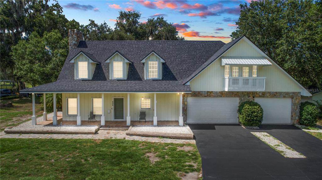 606 Lyle Parkway - Photo 1