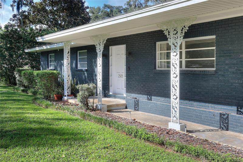 2505 Newport Avenue - Photo 1