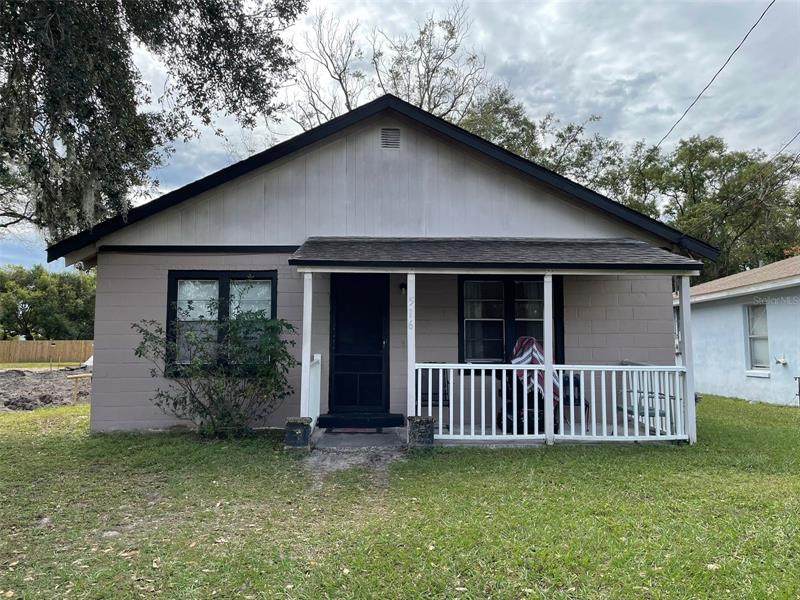 516 7TH Street - Photo 1