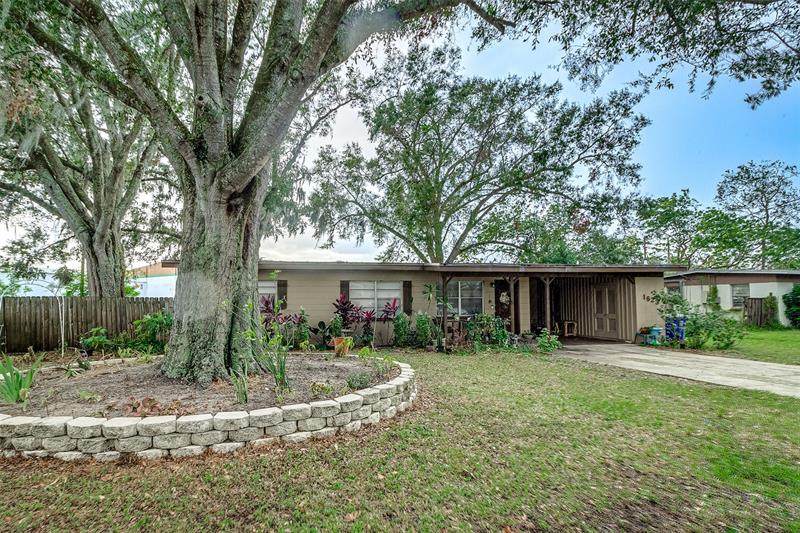 1623 Crystal Court - Photo 1