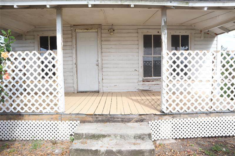 2851 Poinsettia Avenue - Photo 1