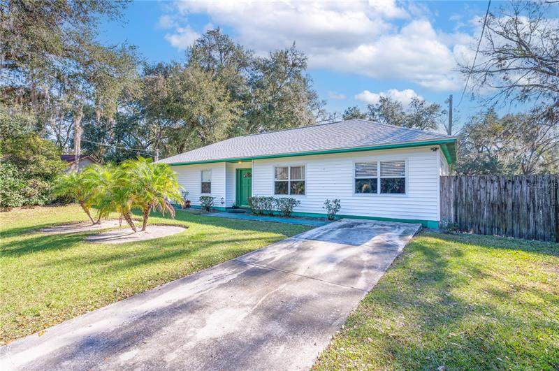 3105 Oakview Lane - Photo 1