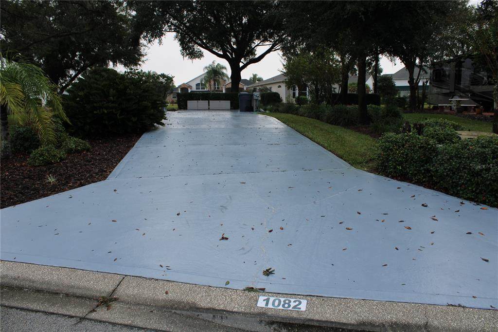 1082 Motorcoach Drive - Photo 1