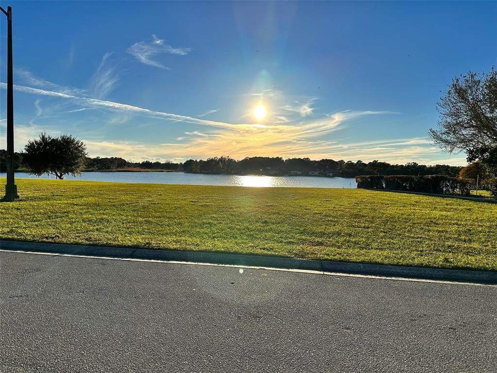 528 Meandering Way - Photo 1