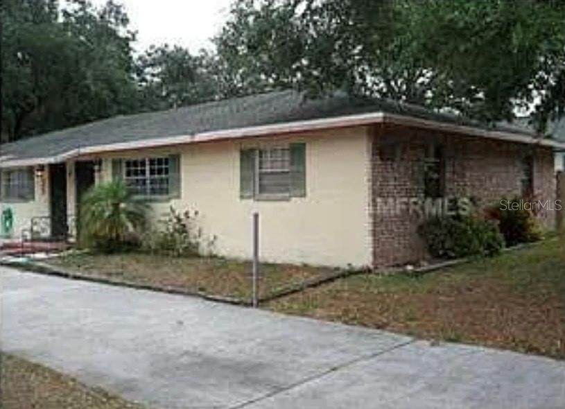 903 Castle Way - Photo 1