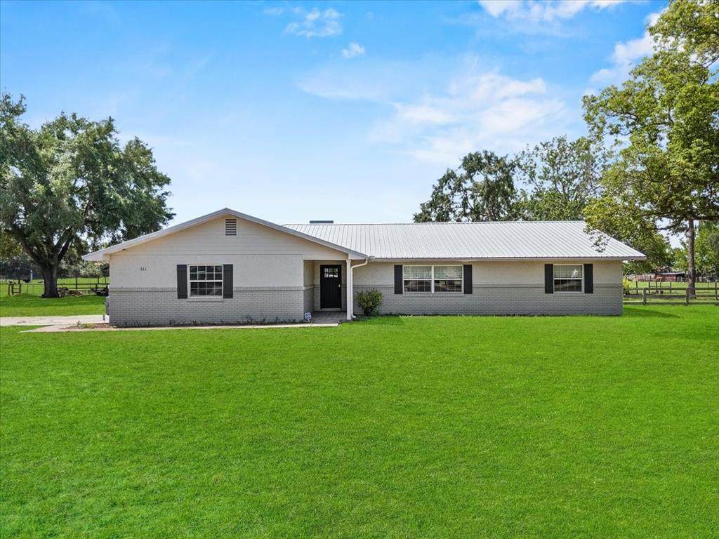 511 Hickory Hammock Road - Photo 1