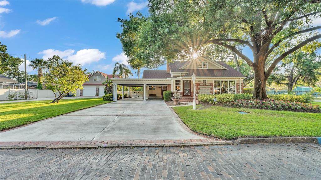 607 Merrin Street - Photo 1