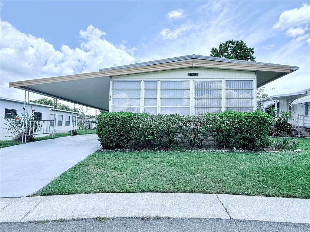 622 Elizabeth Lane - Photo 1