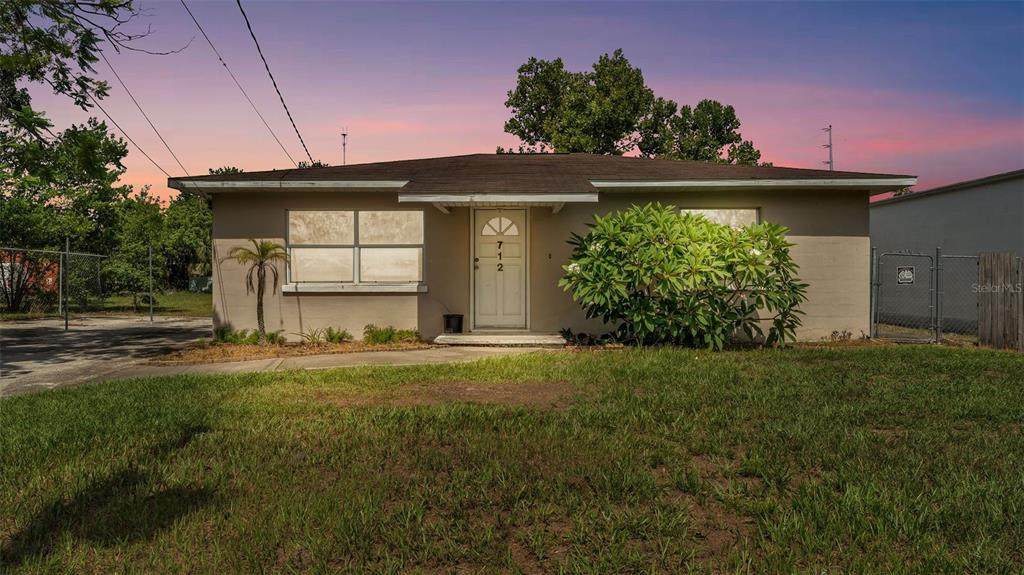 712 Gary Road - Photo 1