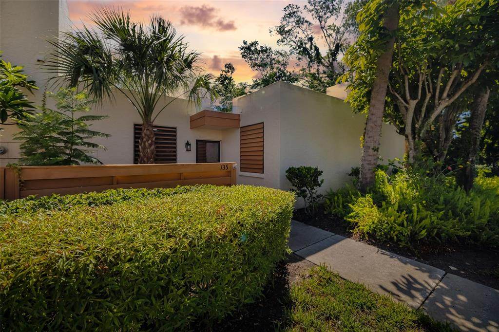 135 Wild Palm Drive - Photo 1