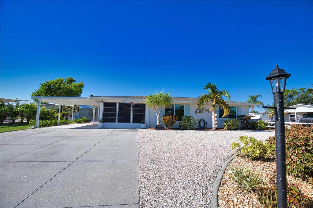861 7TH Street - Photo 1