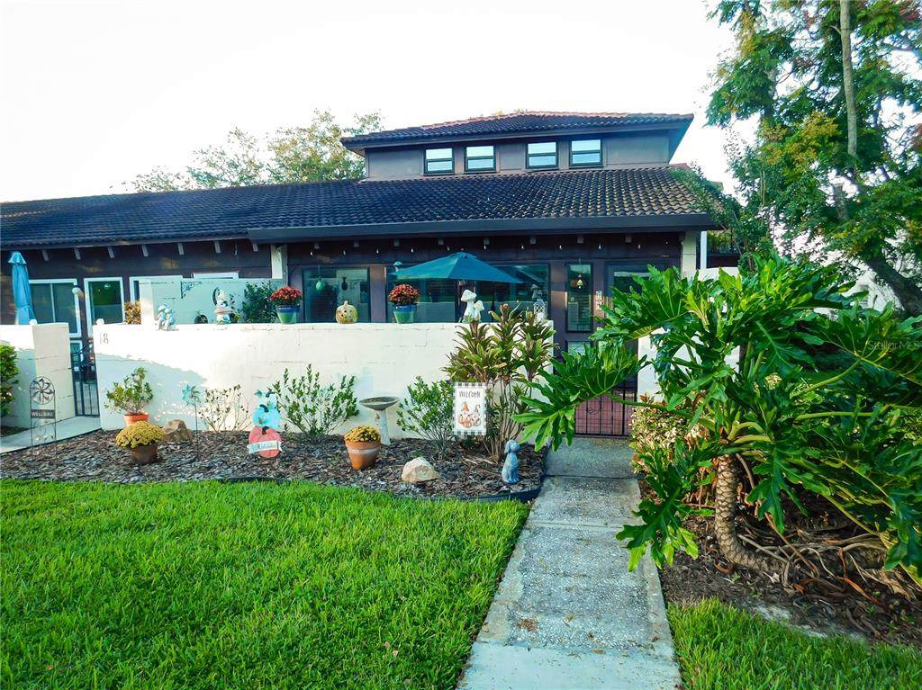 17 Loma Verde - Photo 1