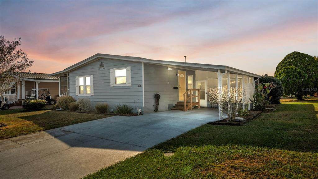 5079 Lodgewood Drive - Photo 1