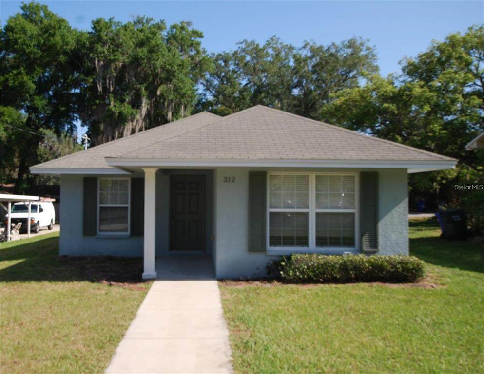 312 Hibiscus Drive - Photo 1