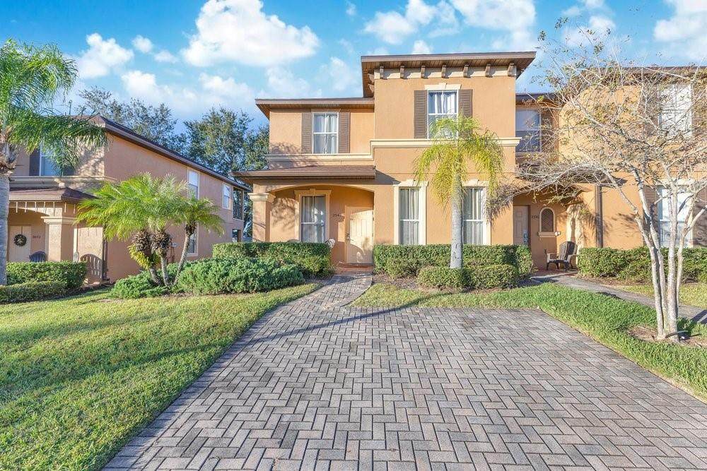 2540 Calabria Avenue - Photo 1