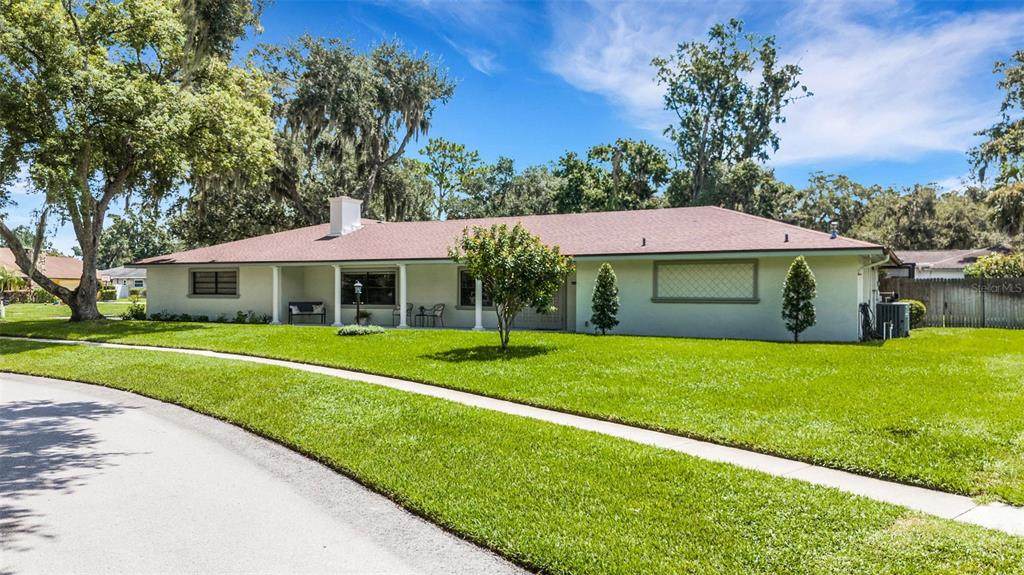 6318 Oak Square - Photo 1