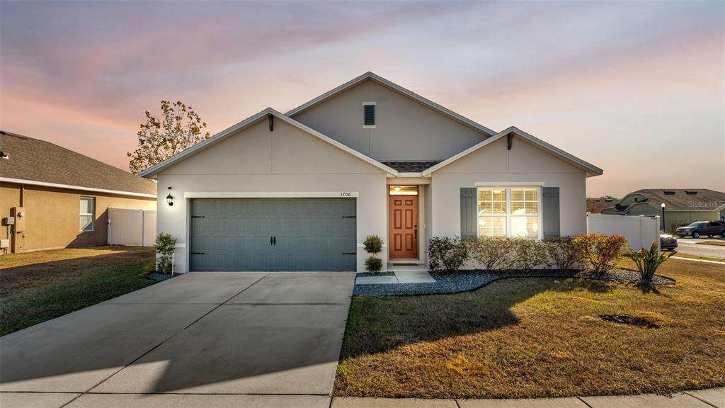 1706 Laurel Oaks Drive - Photo 1