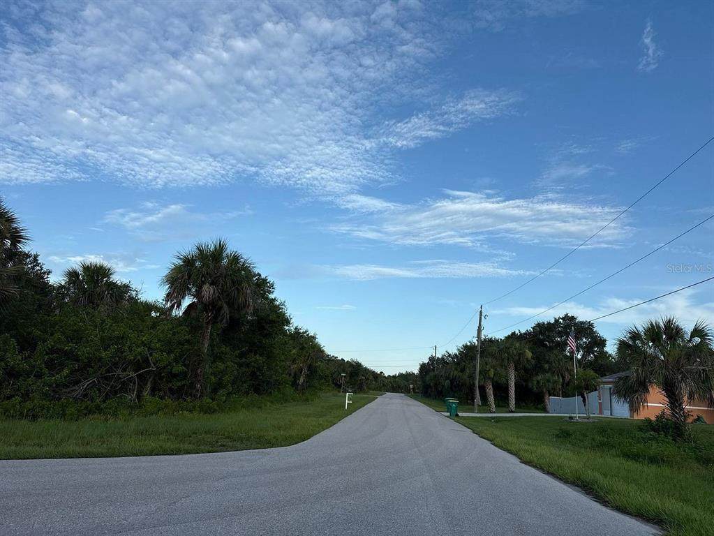 398 Sycamore Street - Photo 1