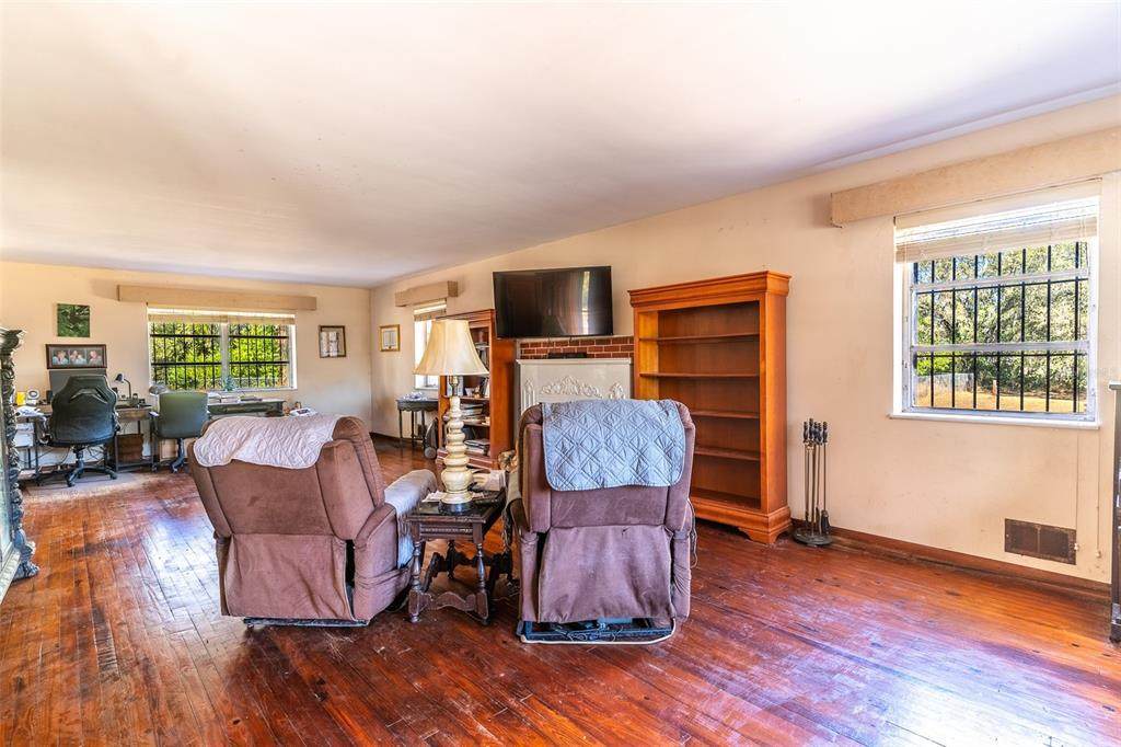 https://bt-photos.global.ssl.fastly.net/mfr/orig_boomver_1_L4959026-2.jpg