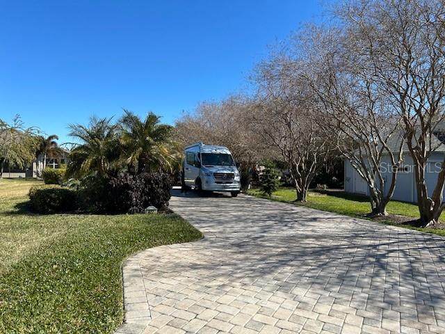 427 Travelers Drive - Photo 1