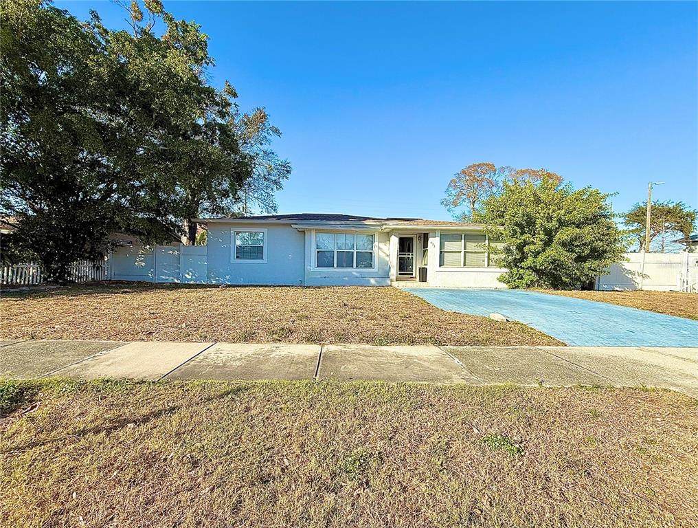 433 86TH Avenue - Photo 1