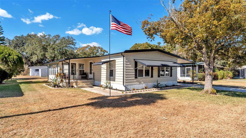 521 Oak Ridge - Photo 1