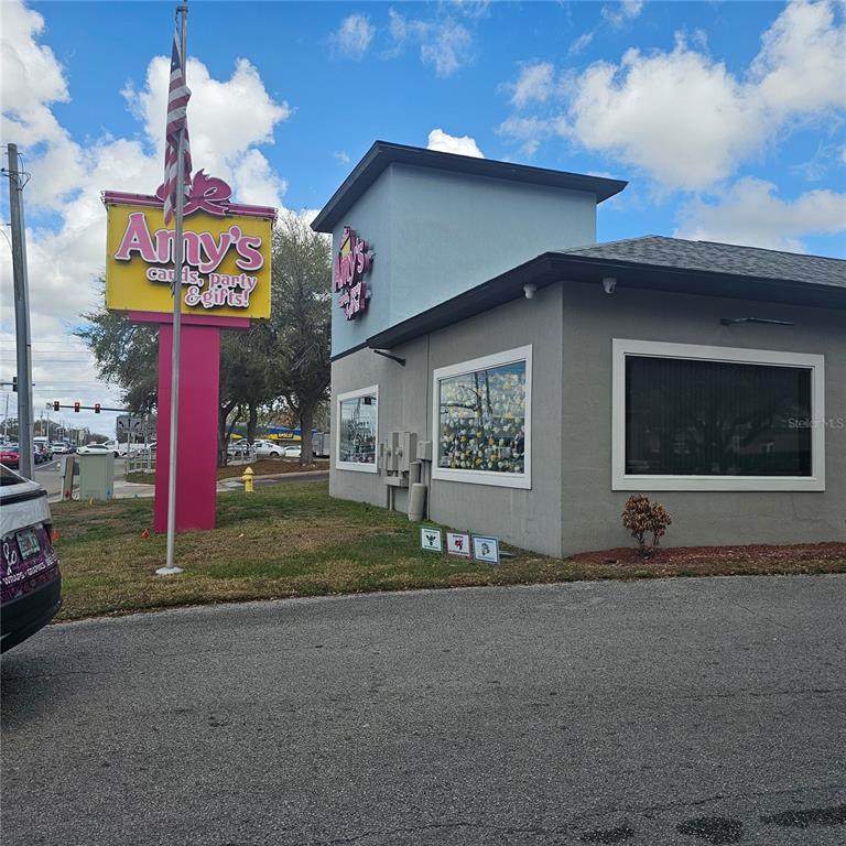 1806 1ST Street - Photo 1