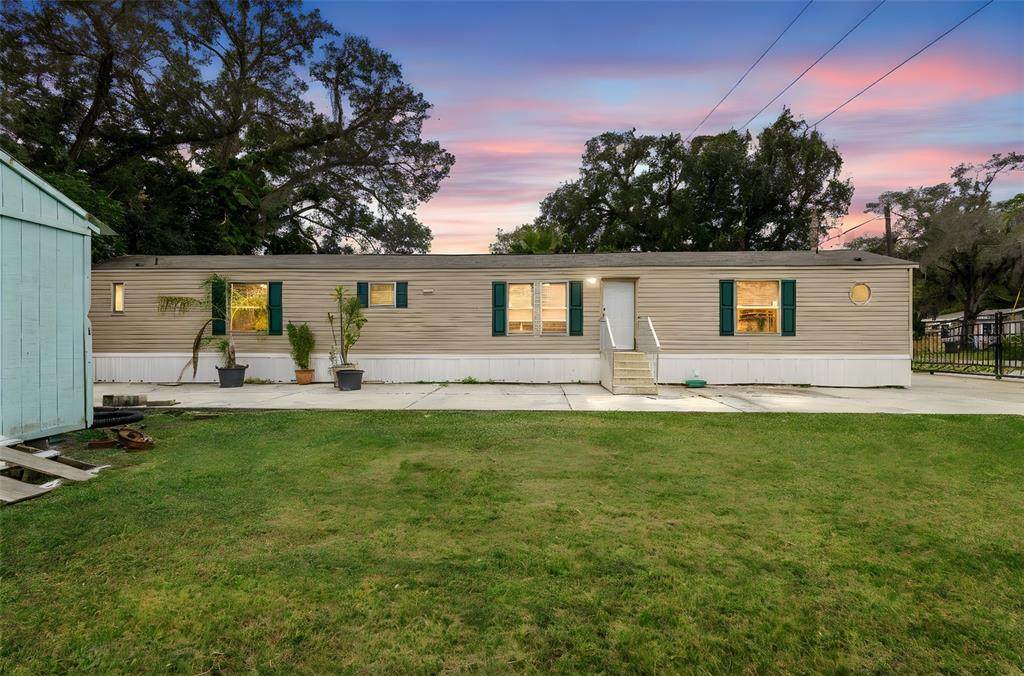 2530 Cresap Street - Photo 1