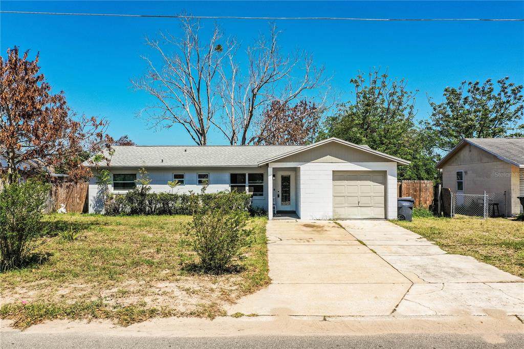 1015 Carefree Cove Drive - Photo 1