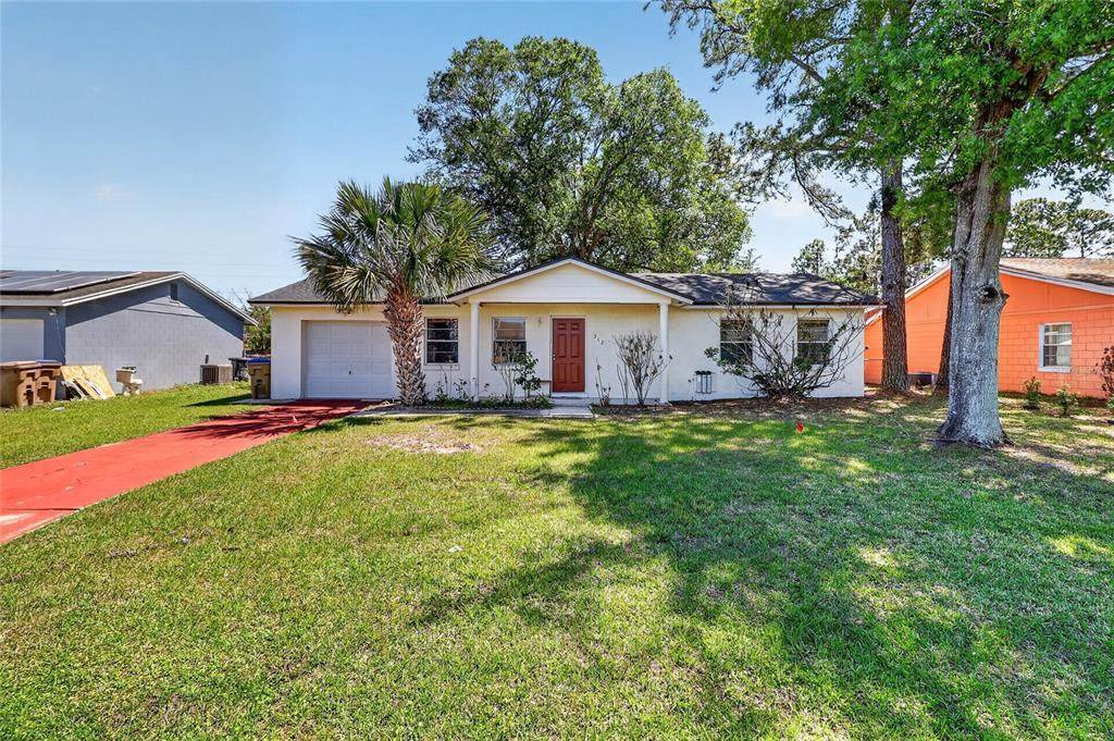 312 La Paz Drive - Photo 1