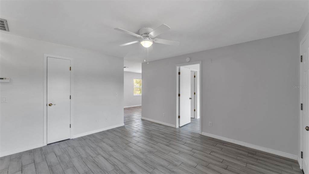 https://bt-photos.global.ssl.fastly.net/mfr/orig_boomver_1_L4961271-2.jpg