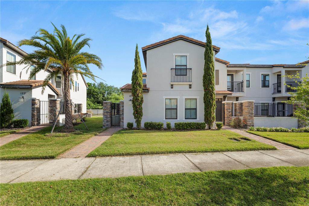129 Kenny Boulevard - Photo 1