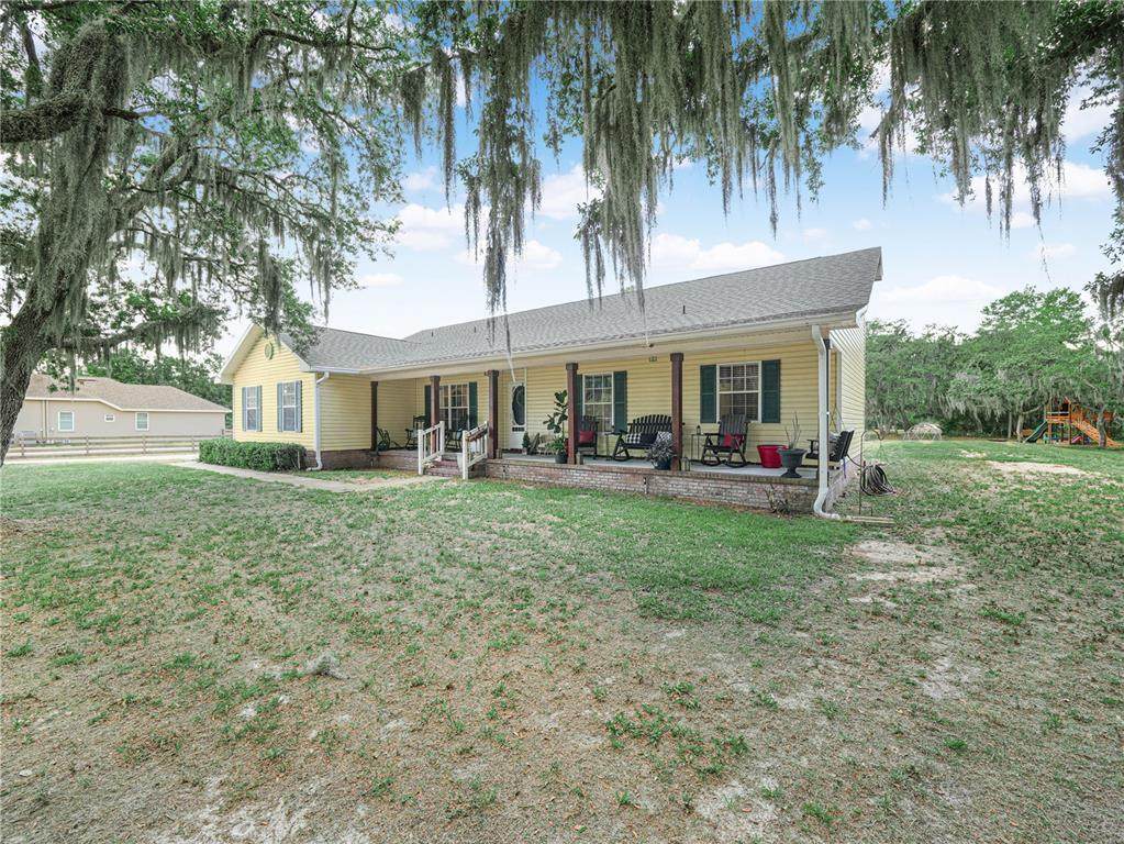 23 Oakwood Rd - Photo 1