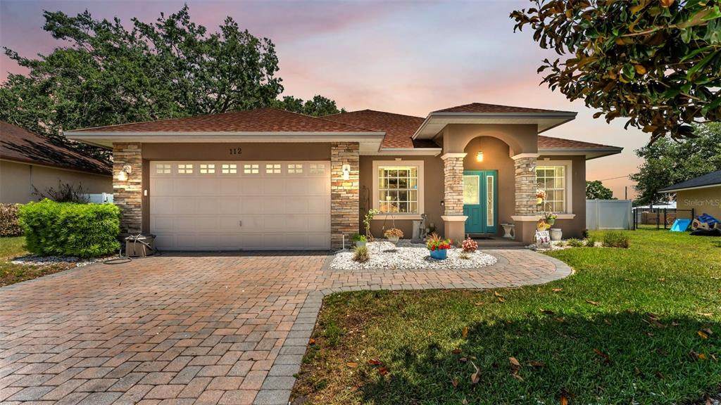 112 Bentley Oaks Boulevard - Photo 1