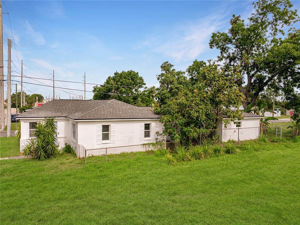 602 Laura Street - Photo 1