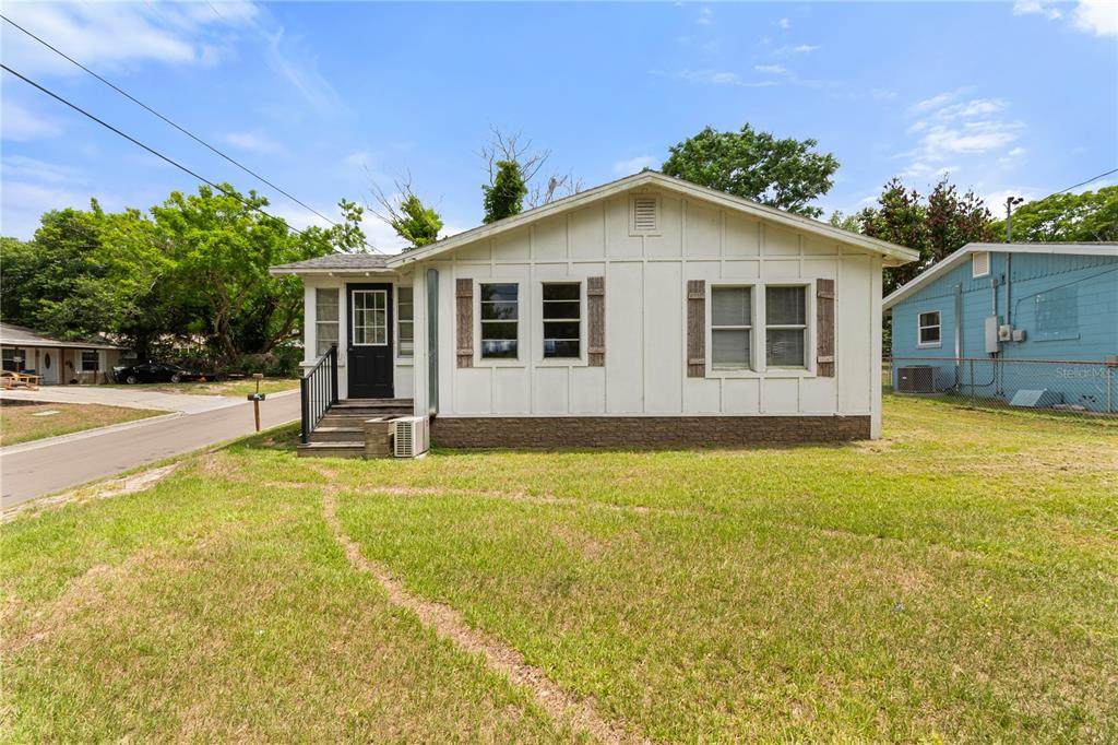 301 Weaver Avenue - Photo 1