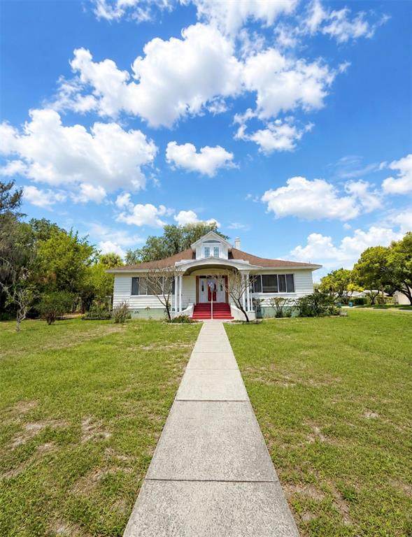 102 Lakeshore Boulevard - Photo 1