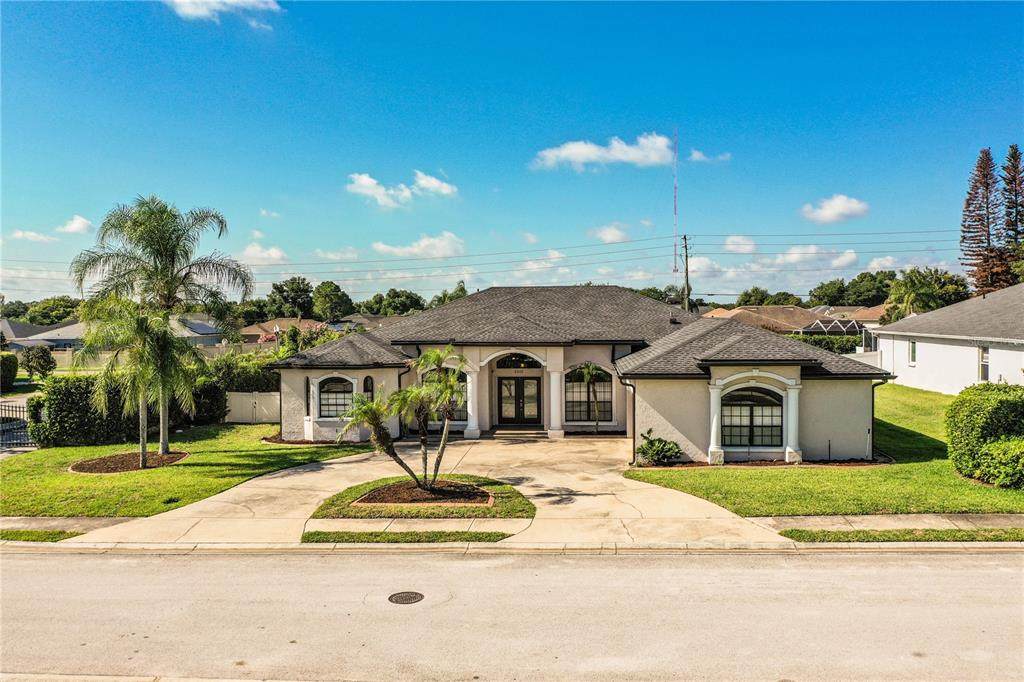 2205 Chesterfield Circle - Photo 1