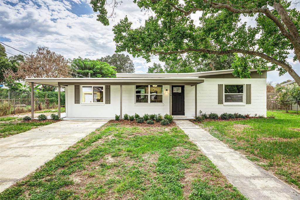 526 Victoria Boulevard - Photo 1