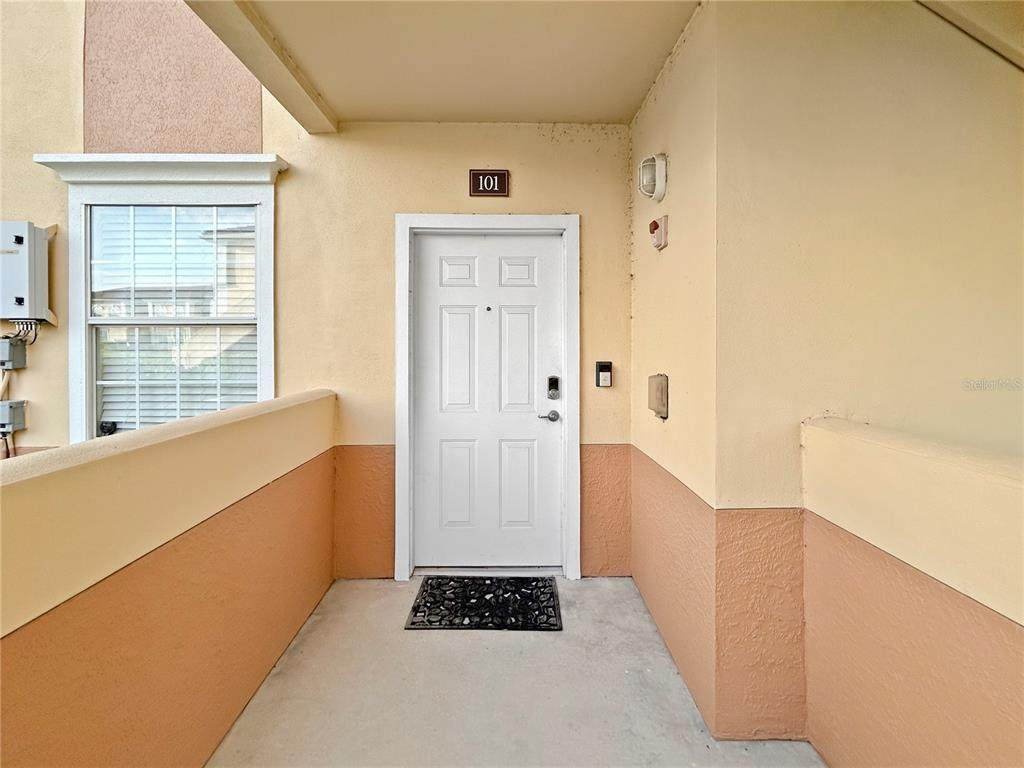 1025 Villagio Circle - Photo 1