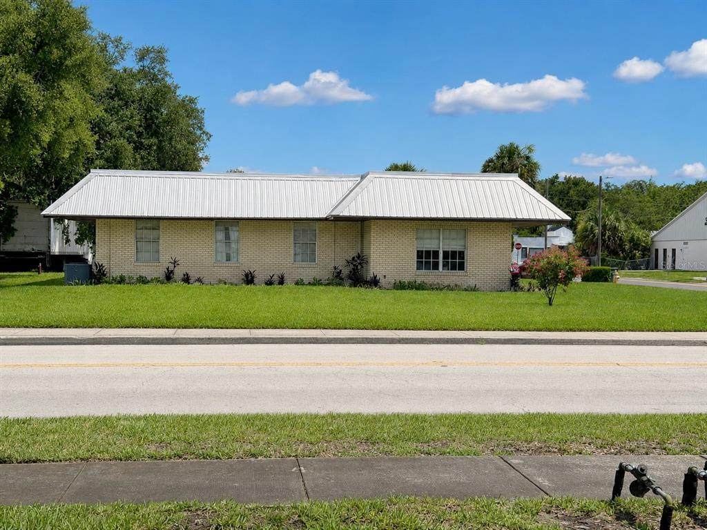 399 Avenue K - Photo 1