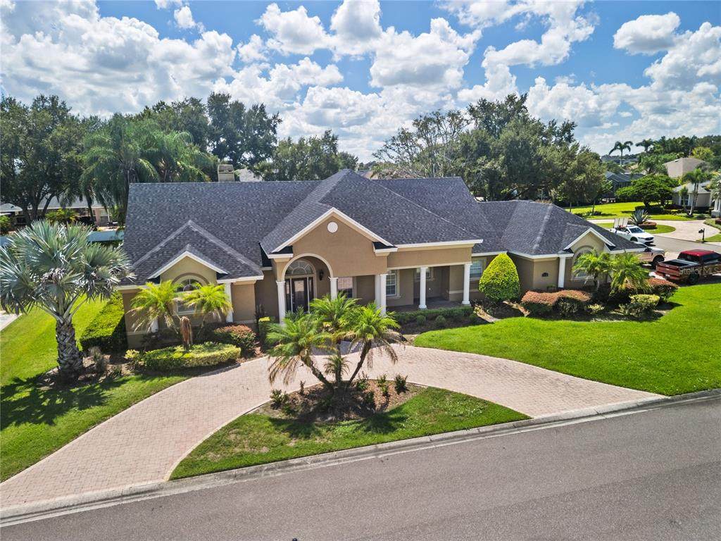 9513 Waterford Oaks Boulevard - Photo 1