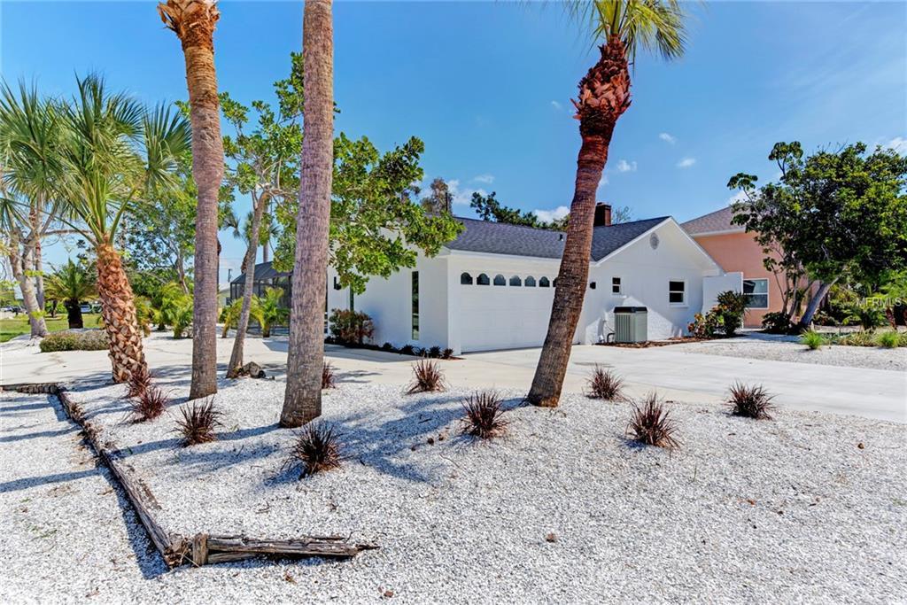 901 Harbor Drive - Photo 1